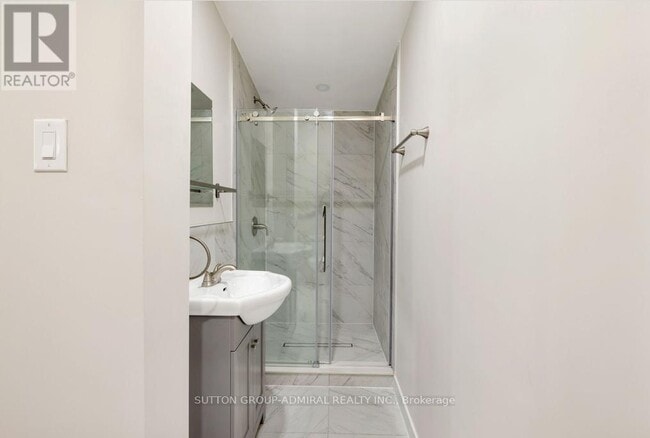 Building Photo - 81 Palmerston Ave