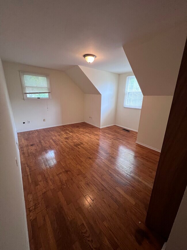 Foto del edificio - 1985 N Harrison Rd