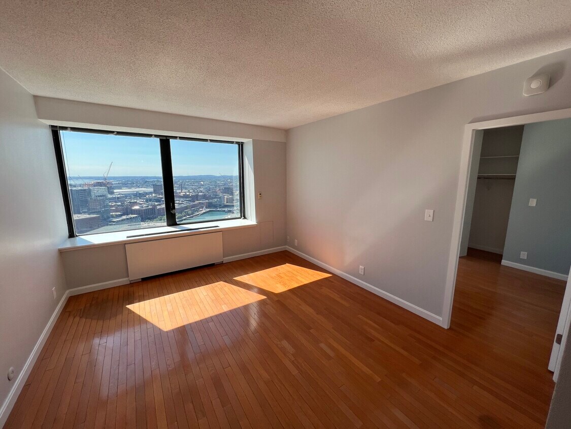 85 E India Row Unit 37E, Boston, MA 02110 Condo for Rent in Boston, MA