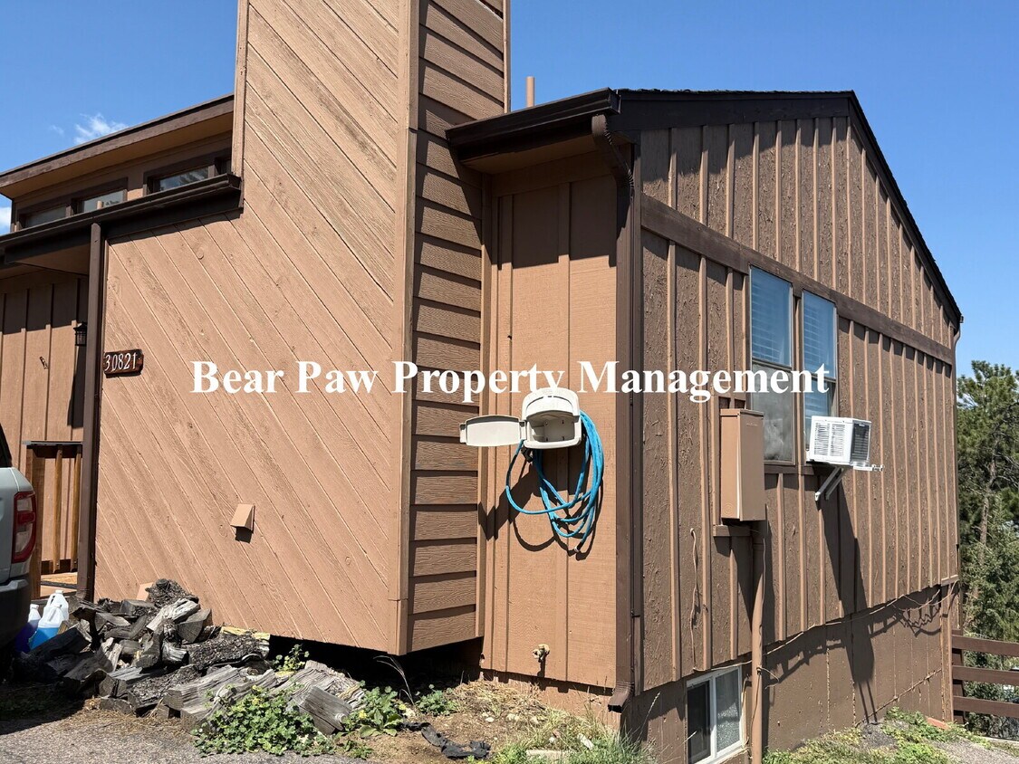 Foto principal - Cute duplex in Evergreen!!