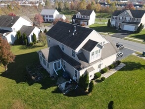 Building Photo - 8 Butterfly Ln