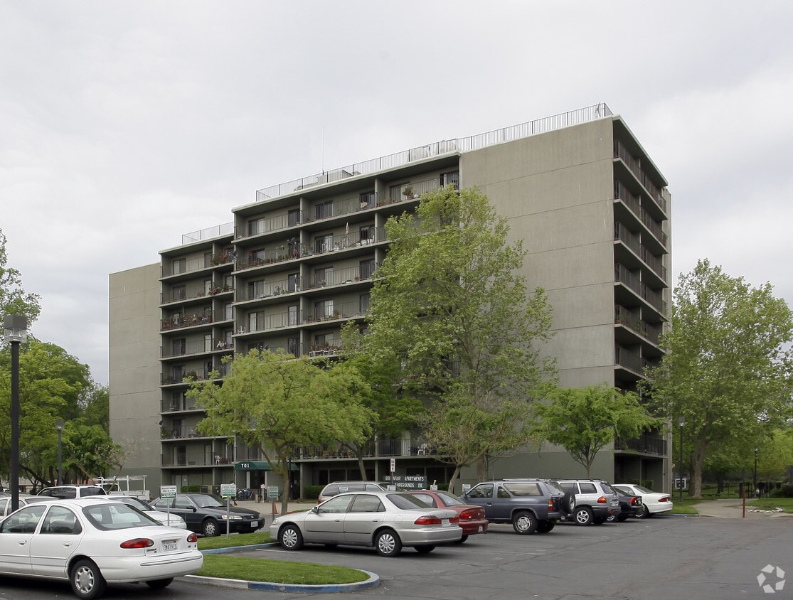 Primary Photo - Greenfair Towers & Garden