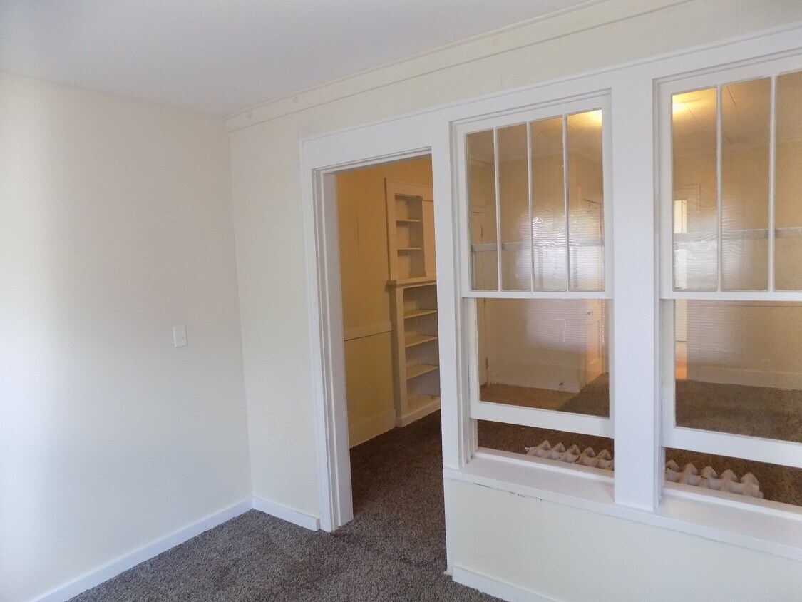 Foto principal - 842 1st St SW