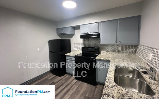 Foto del edificio - 1283 E Raines Rd