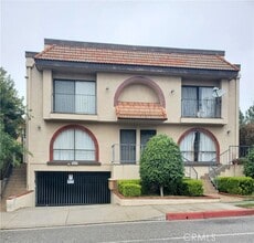 Building Photo - 351 E Verdugo Ave