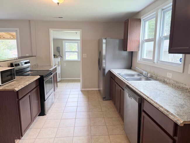 Foto del edificio - 2763 Penny Park Dr