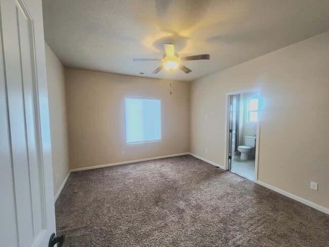 Foto del edificio - 3170 Glendam Drive