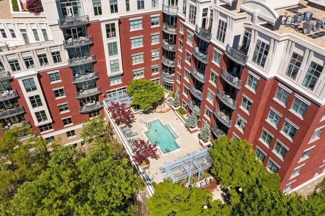 Foto del edificio - Luxury 2 bedroom condo in downtown Raleigh