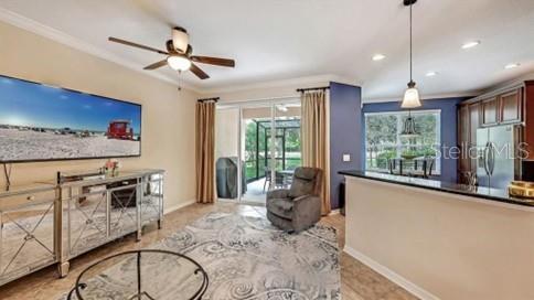Foto del edificio - 8128 Villa Grande Ct