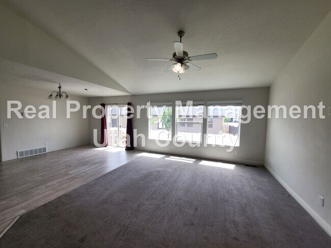 Foto del edificio - Cul-De-Sac Home