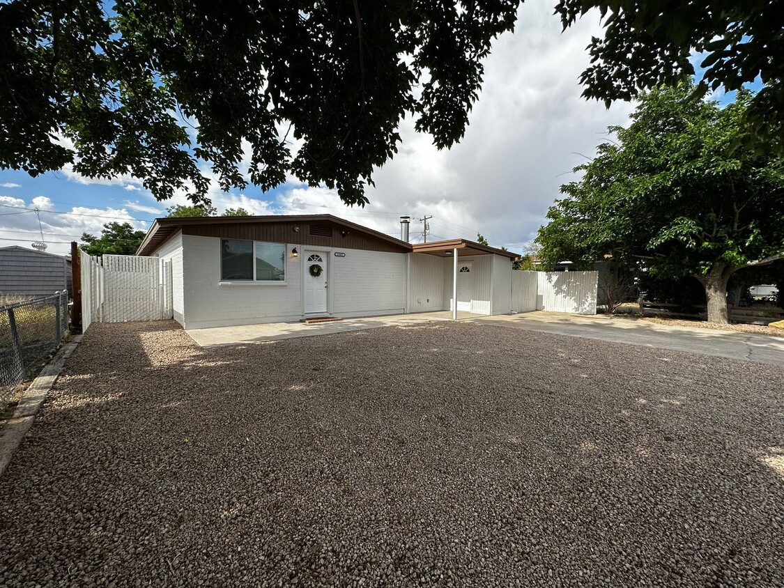 Foto principal - Beautiful Newly Remodeled Furnished Home: ...