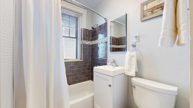 Building Photo - 1 bedroom in Brighton MA 02135