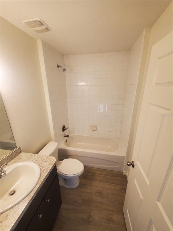 Foto del edificio - 212 Locust Pass Ln