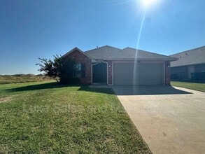 Building Photo - 14008 Northwood Vlg