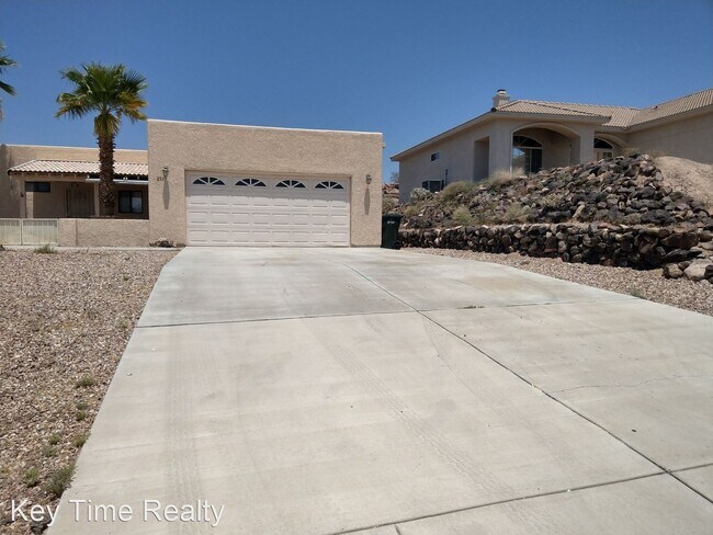 Foto del edificio - 3 br, 2 bath House - 2535 McCormick Blvd