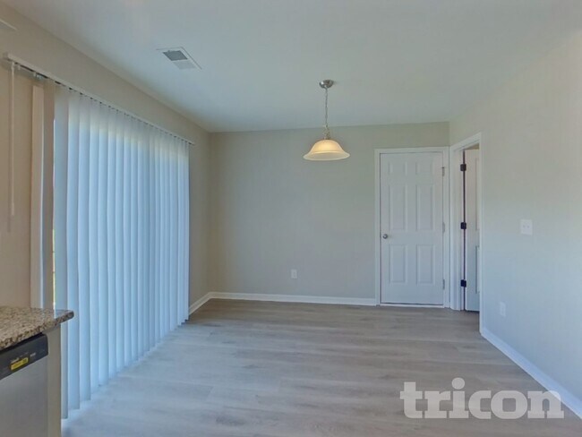 Foto del edificio - 271 Millen Dr