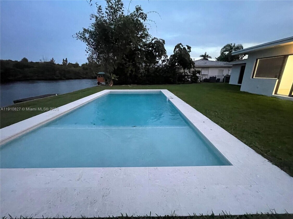 Foto principal - 317 N 31st Ave