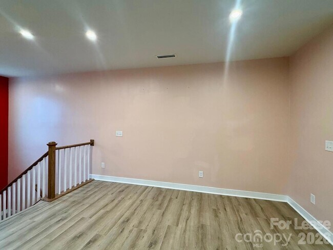 Foto del edificio - 928 Portrush Ln