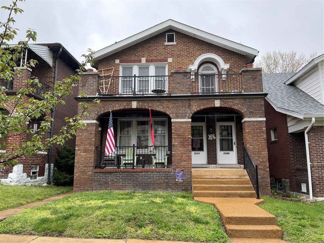 Primary Photo - 5205 Walsh St
