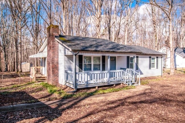 Foto del edificio - 1159 Camp Creek Rd