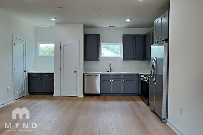 Foto del edificio - 2953 Thornton Grove Blvd