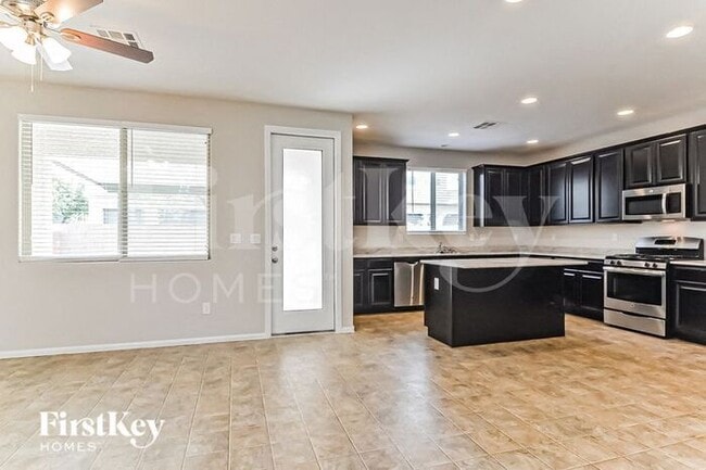 Building Photo - 6431 Kellyville Dr