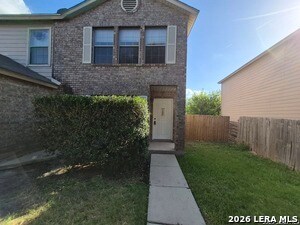 Foto del edificio - 6623 Highland Grass