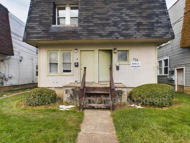 Foto del edificio - 539 Gage St