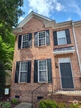Building Photo - 22 Scottish Ln