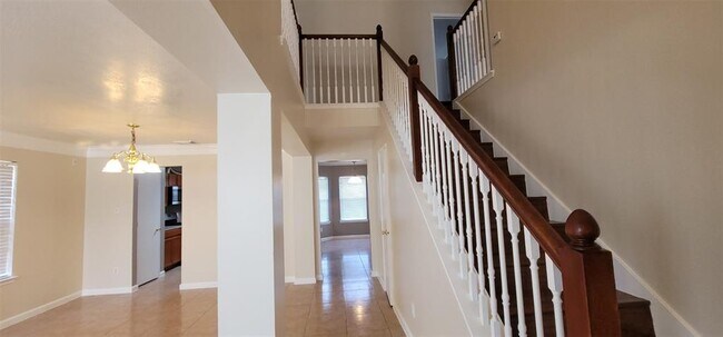 Building Photo - 9347 Eaglewood Spring Dr