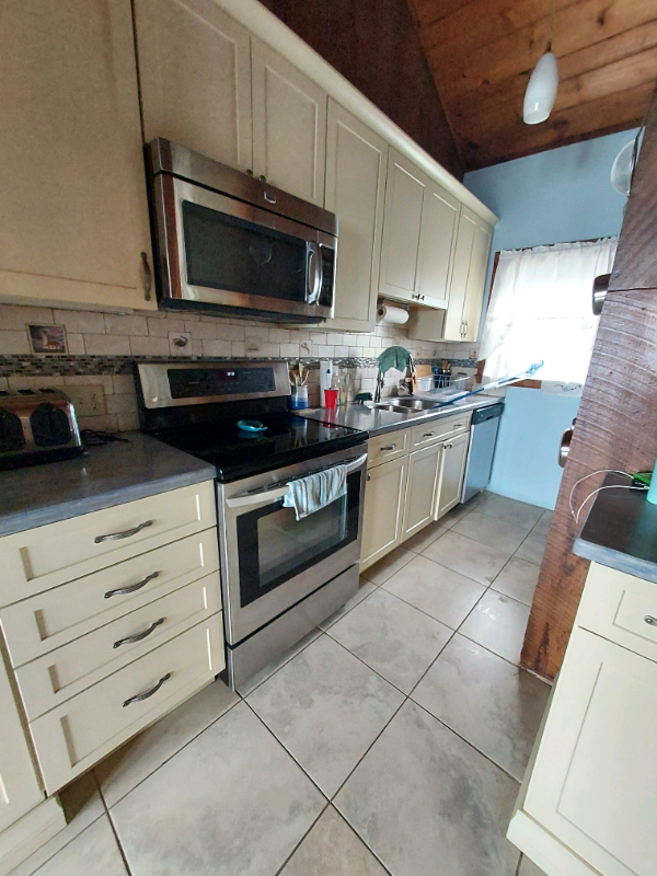 Foto principal - 230 Manomet Ave