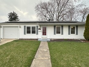 Building Photo - 508 Kenyon Ave