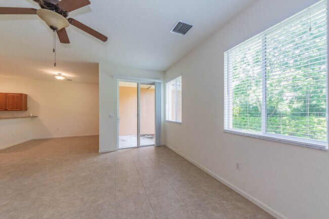 Foto del edificio - 2563 Stockbridge Square SW