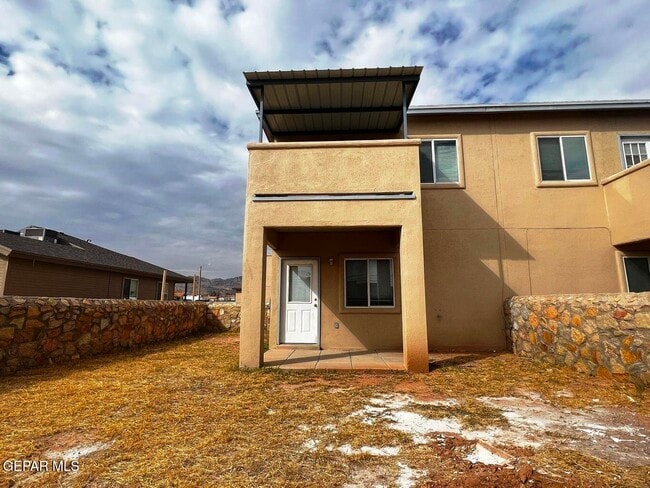 Building Photo - 5913 Cielo De Oro Pl