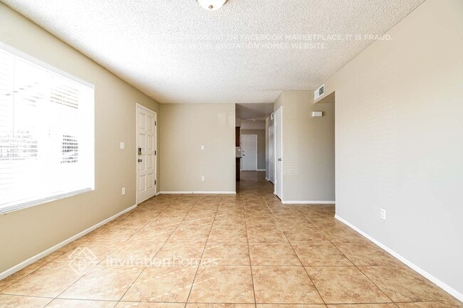 Foto del edificio - 514 E Westchester Dr