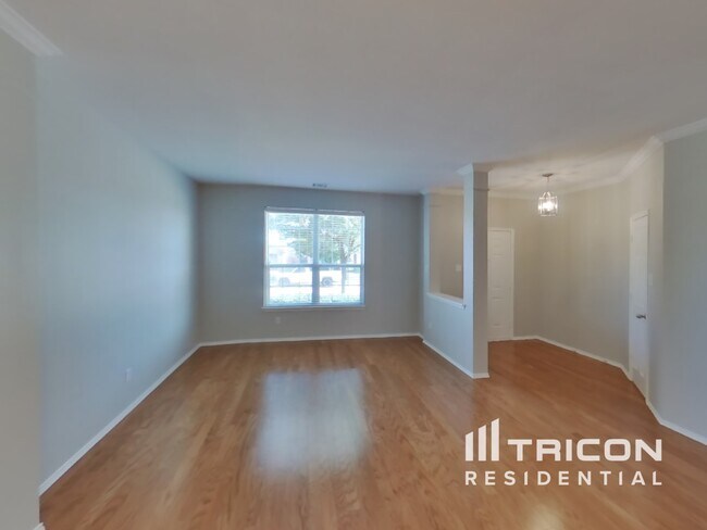 Foto del edificio - 2409 Poplar Spring Rd