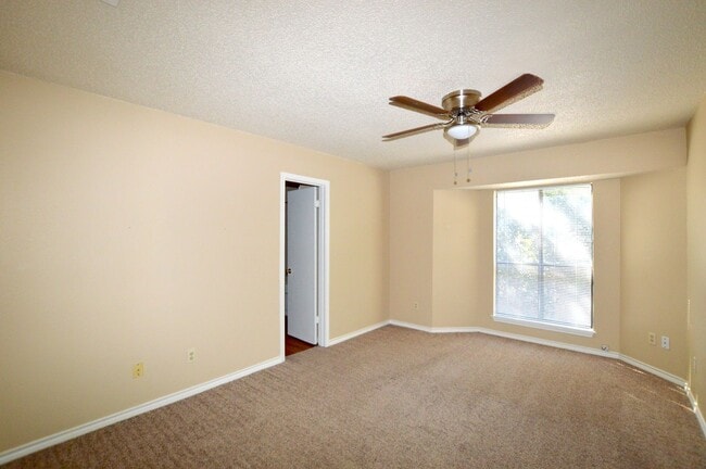 Building Photo - 2607 Alcott Ln