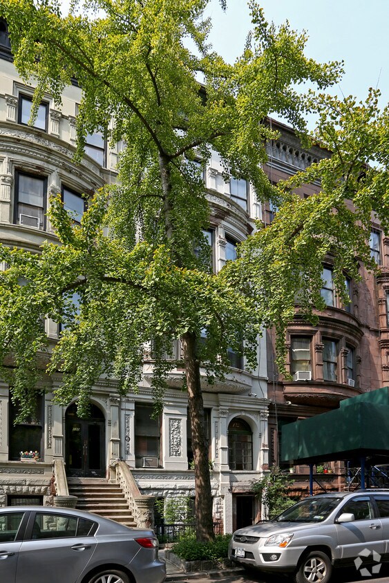 Foto del edificio - 132 W 74th St