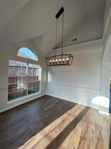 Building Photo - 812 Hunters Glen