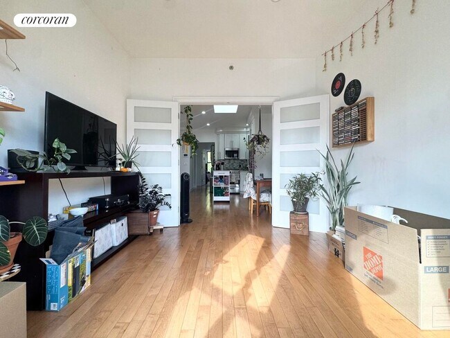 Foto del edificio - 703 MacDonough St