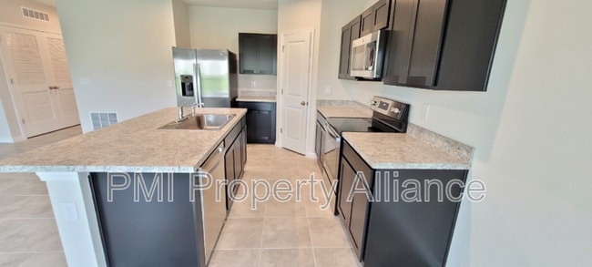 Building Photo - 141 Piave St