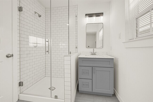 Foto del edificio - 6620 Lawndale St