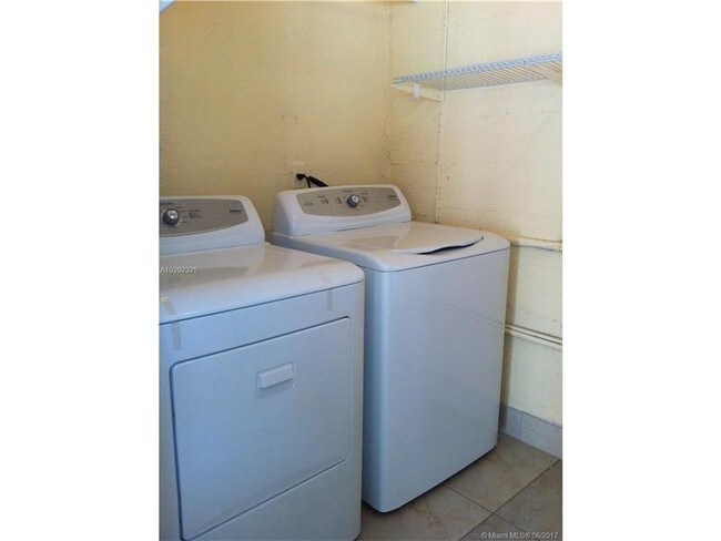 Foto del edificio - 13508 NE 24th Pl