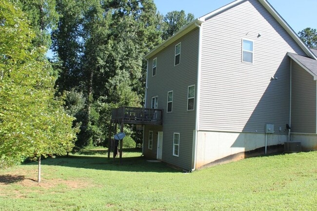 Foto del edificio - 4301 Chads Park Dr