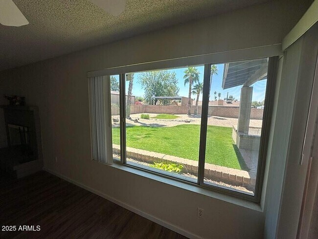 Foto del edificio - 4501 E Juniper Ave
