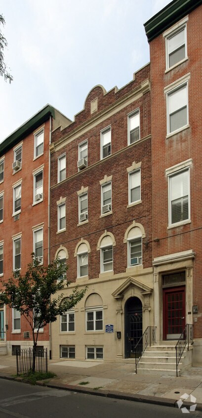 Primary Photo - 1307-1309 Spruce St