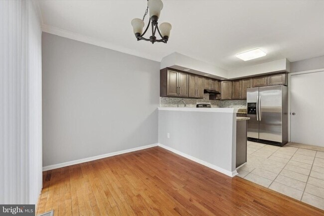 Foto del edificio - 306 Manor Ln
