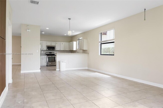 Foto del edificio - 3397 SE 5th St