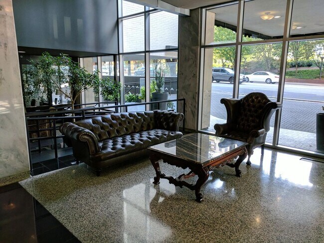 Foto del edificio - 620 Peachtree St NE
