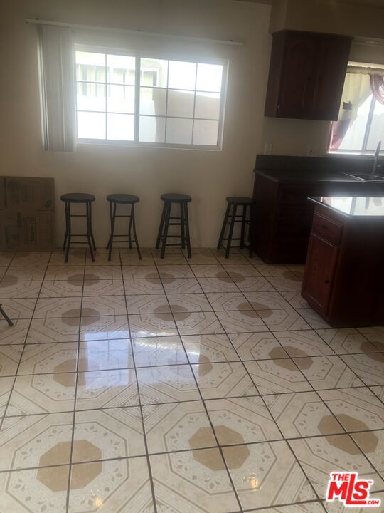 Foto del edificio - 8159 Aldea Ave